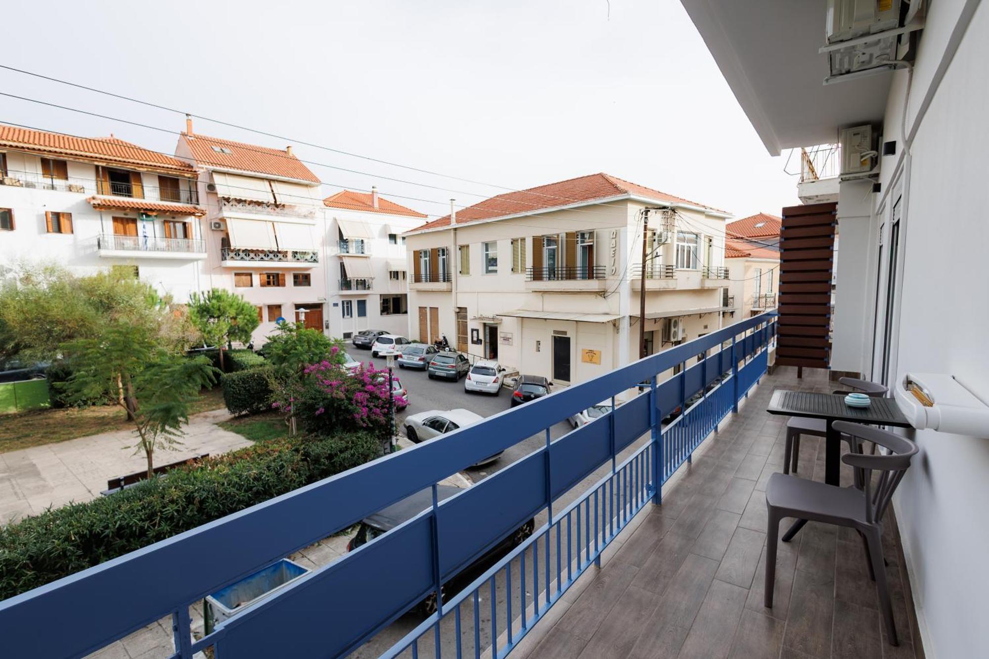 K2 Suites Kalamata Bagian luar foto